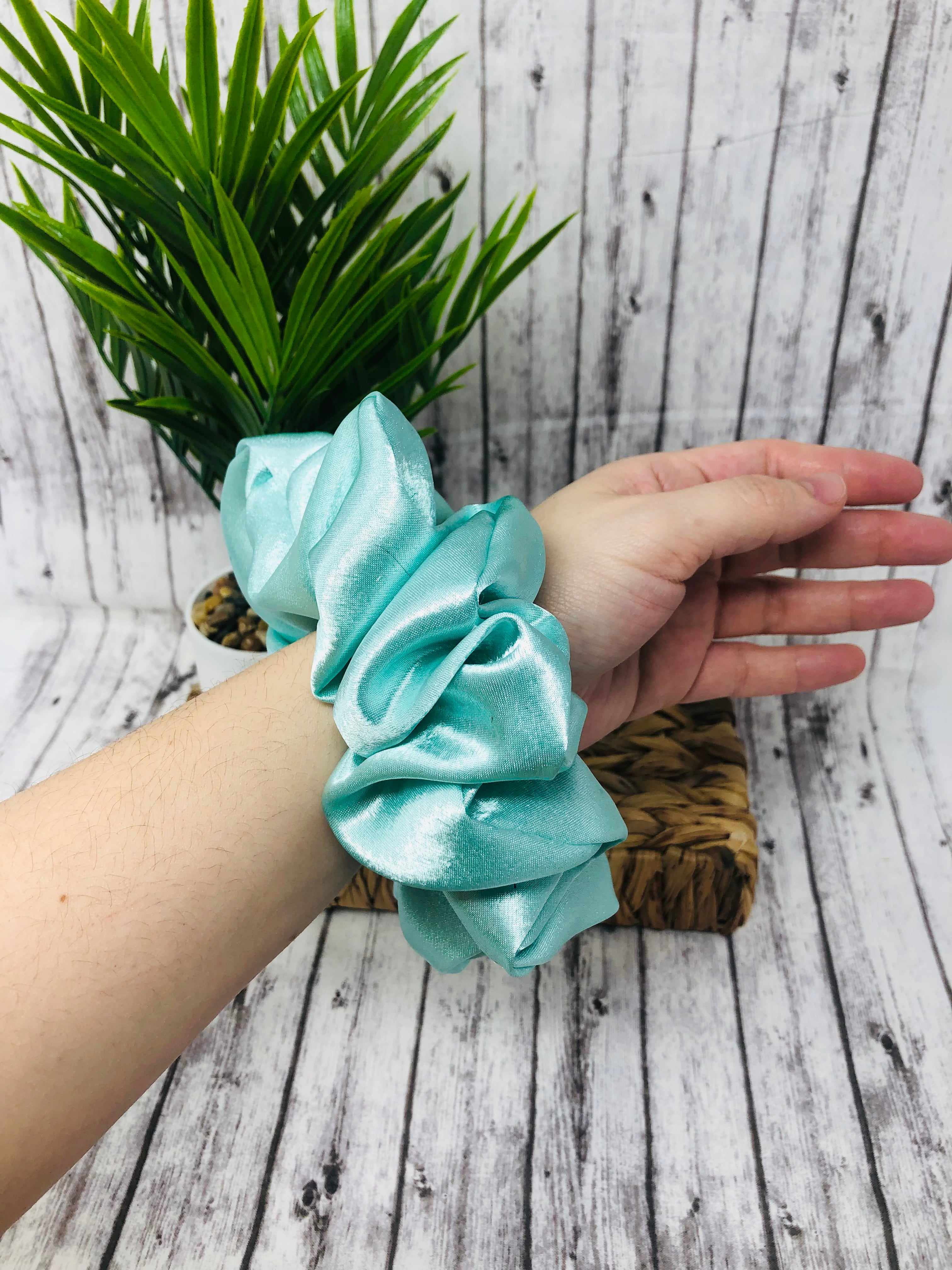 Mar XL Scrunchie